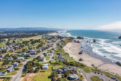 vacation rentals along Oregon beachfront