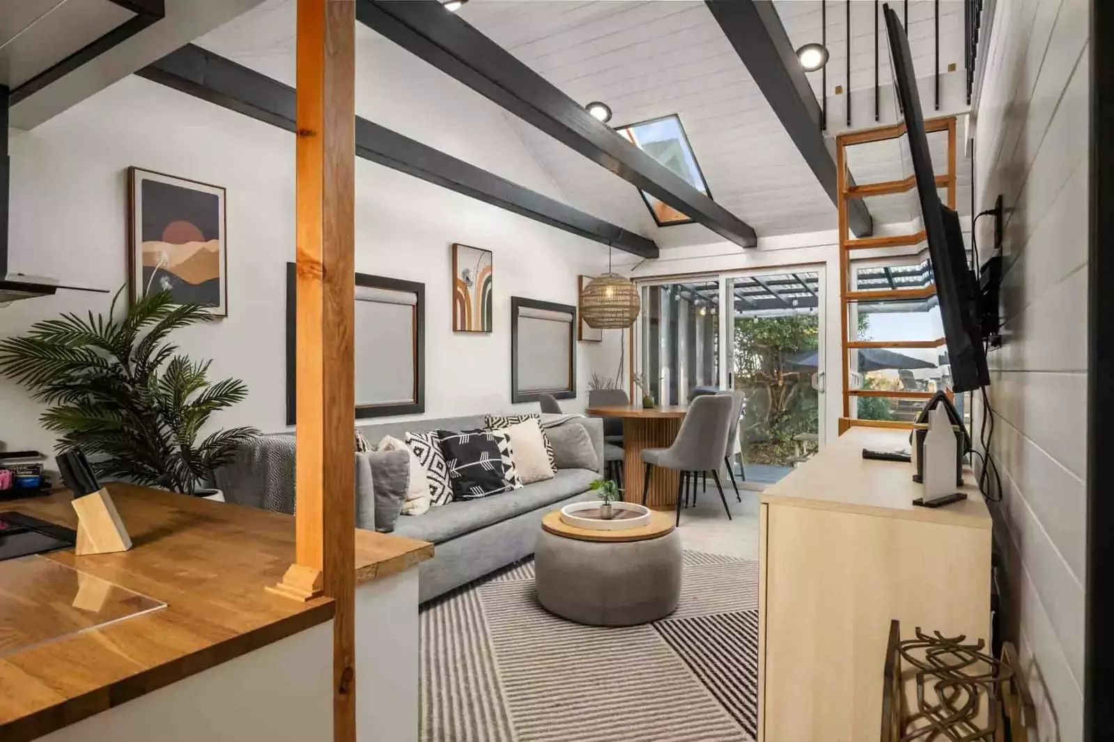 The Oregon Coast is gorgeous in every season. Remember to pack both sunblock and some warm clothing.