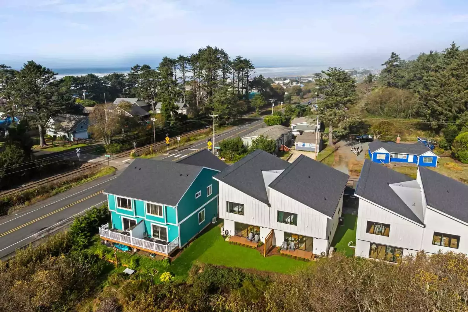 Lake & Laughter Unit 1 is located just south of Rockaway Big Tree. This is an excellent hiking area leading to a massive coastal cedar.