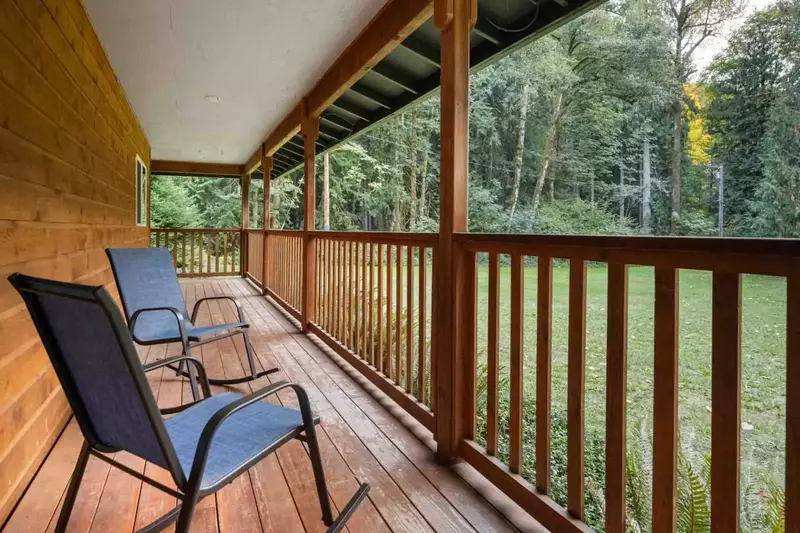 Relax on the deck basking in Oregon's natural beauty.