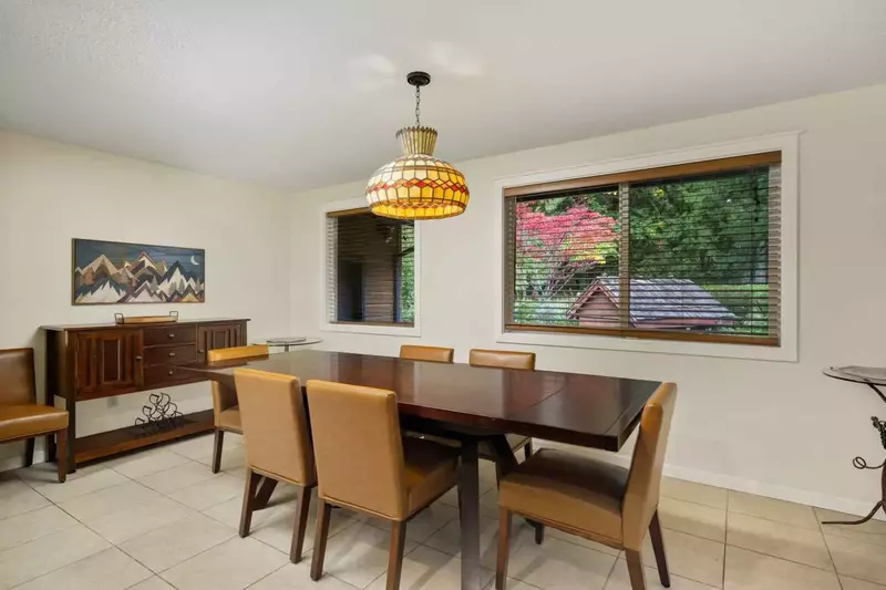 Get ingredients for a family feast from the farms on Mount Hood Fruit Loop.