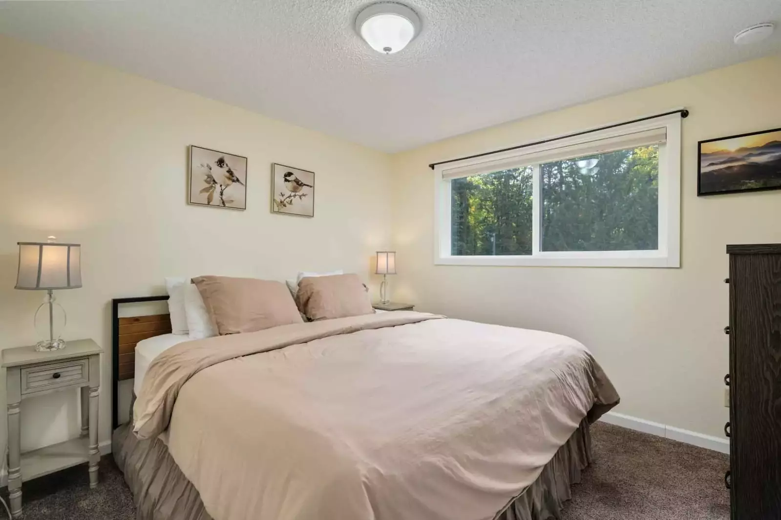 This one of Mountain Morning's 3 king beds. It also has a Queen, twin, and twin bunk.