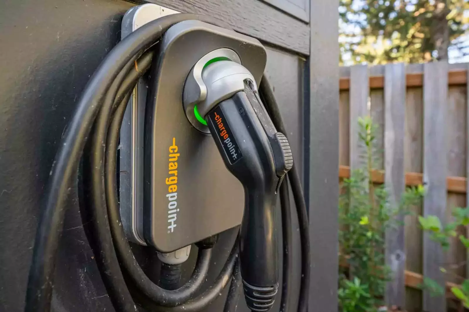 An electric hook up for an EV.