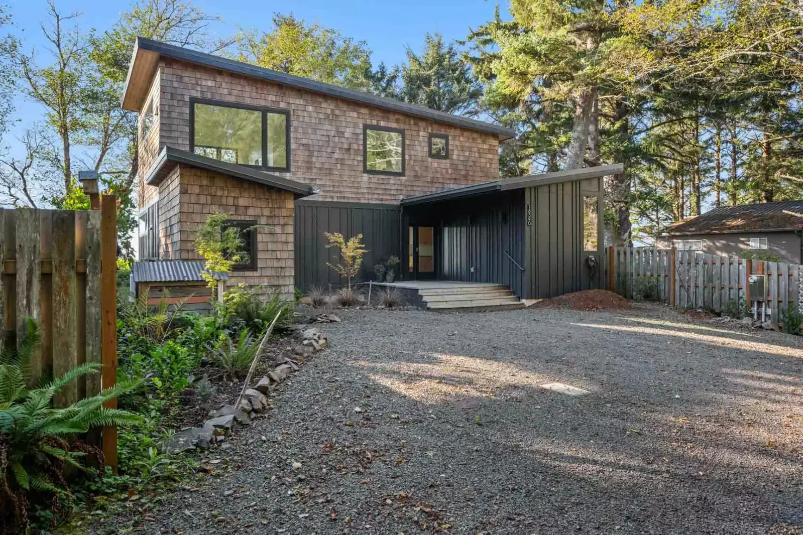 The Oregon Coast Highway is one of the most beautiful places to drive in America!