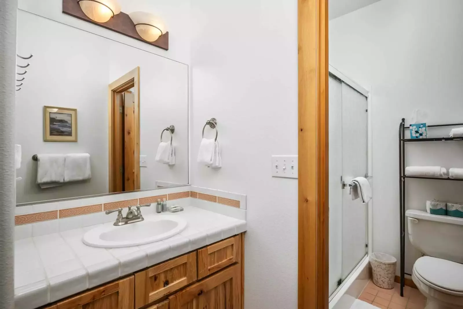 With 2.5 bathrooms everyone staying here has ample privacy.