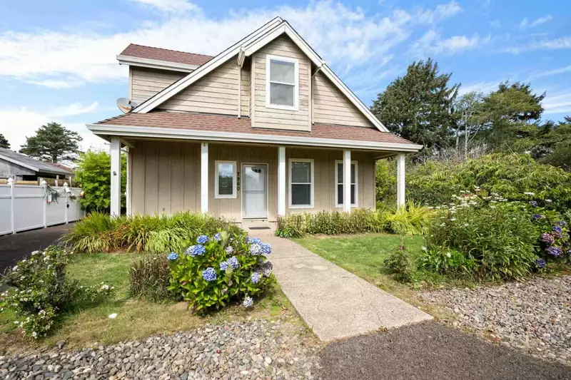 Please reach out with any questions about Rockaway Beach, the Oregon Coast, or this rental. We hope we get to host you soon!
