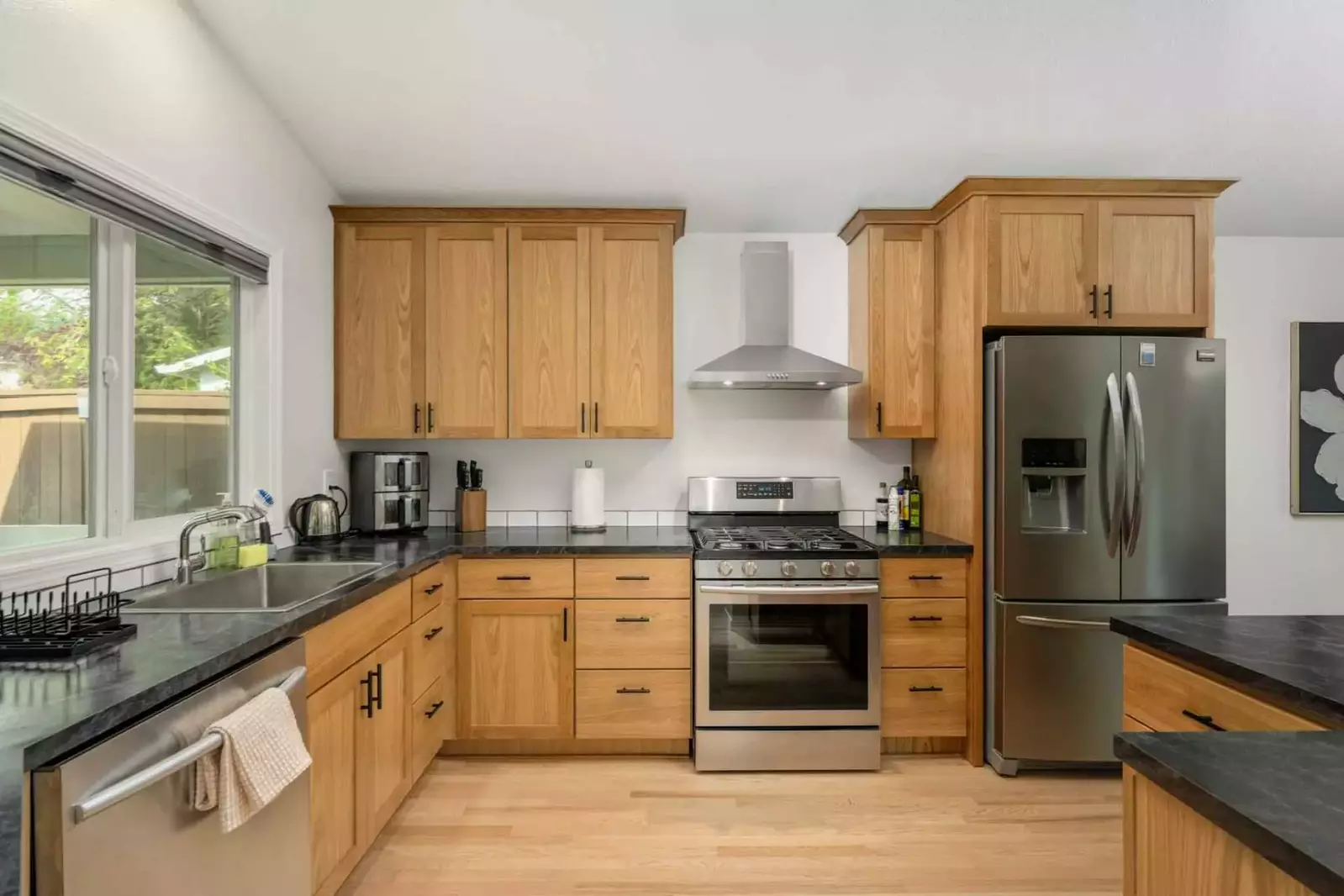 Cook delicious meals for breakfast, lunch, and dinner in this fully equipped kitchen. We suggest grabbing some ingredients from a local farm.