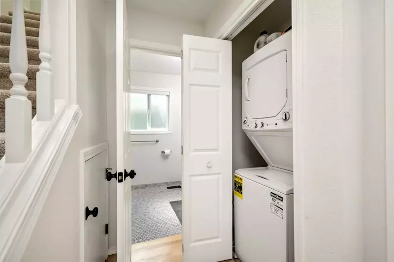 This rental has an up to date washing machine and dryer for guest use.