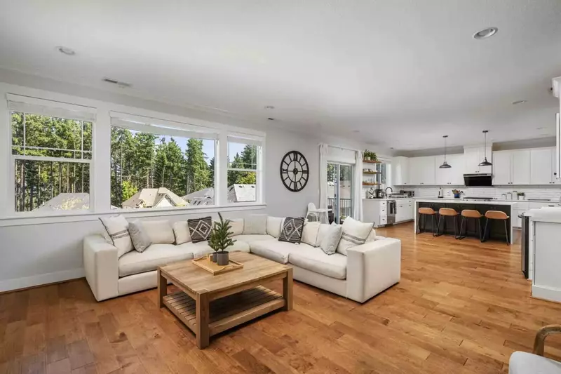 Our team is enthusiastic about ensuring our guests have great stays. Please reach out and we will happily provide local recommendations of all sorts!