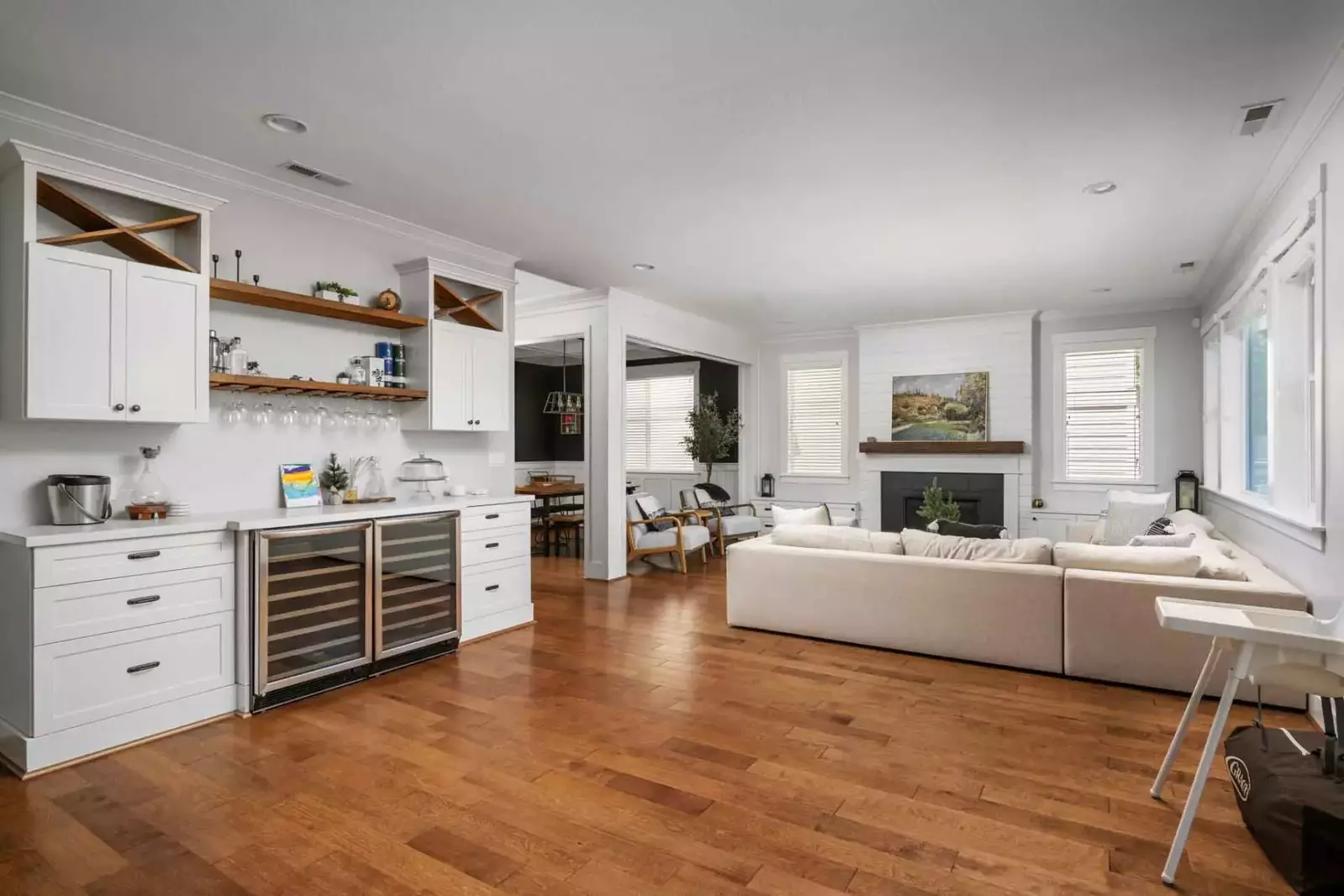 THe high quality hardwood floors make Twin Creeks extra exceptional.