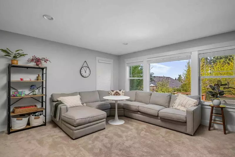 "Our stay was wonderful!! The house was clean, comfortable and exactly as described. " - Shivonne