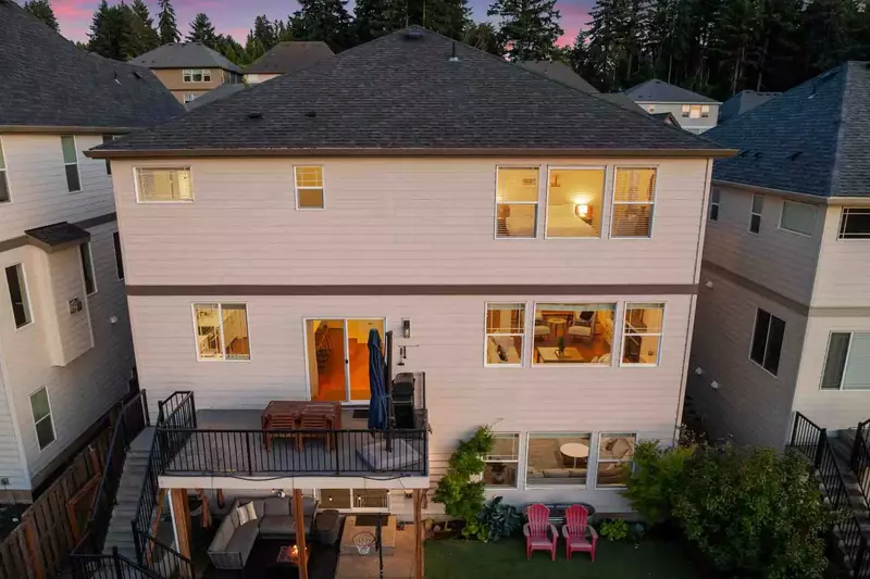 Beaverton is in between The Coast, The Gorge, The Willamette Valley, and Mount Hood. Use this rental as a base camp for an Oregon adventure!