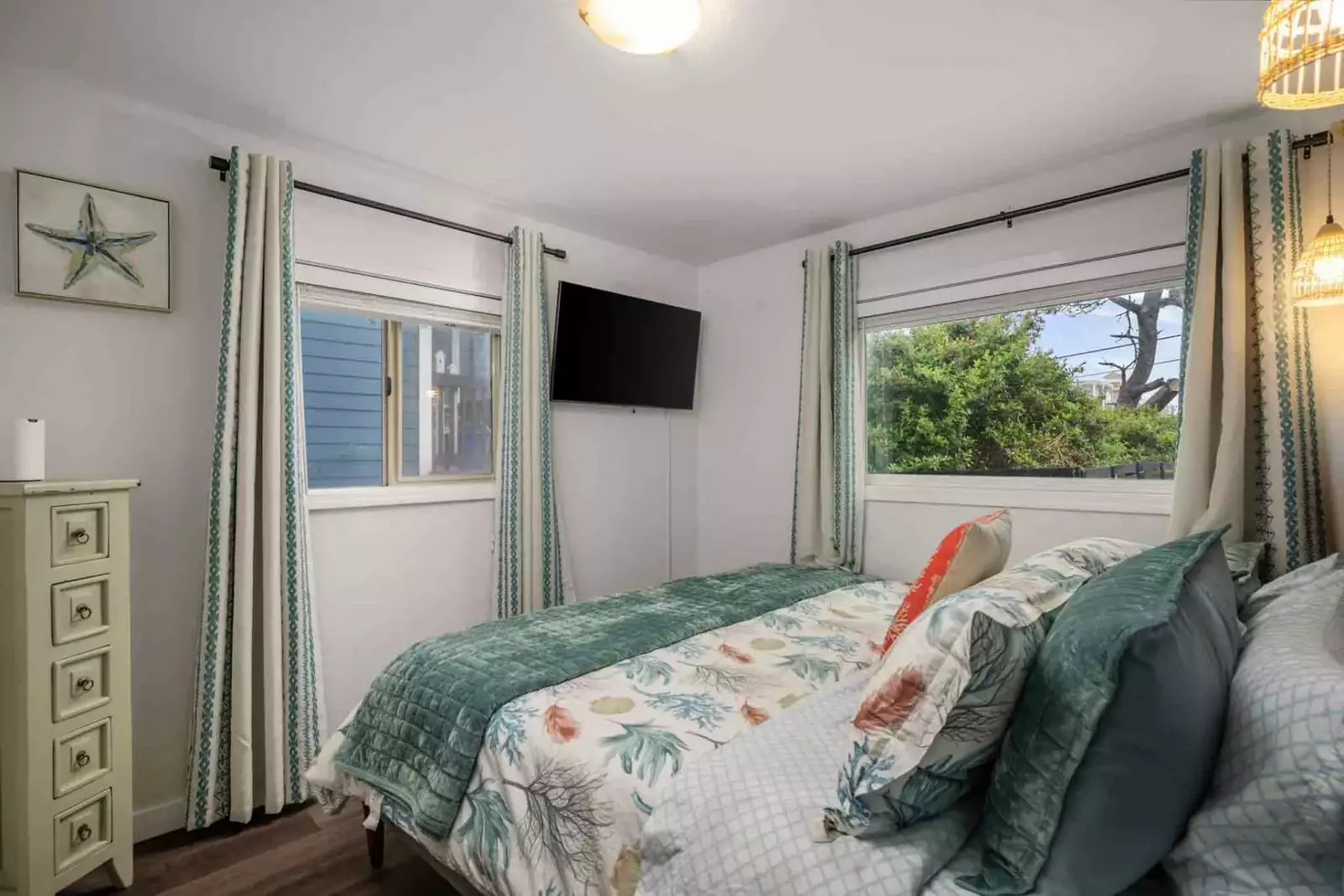 Both main bedrooms have smart tvs.