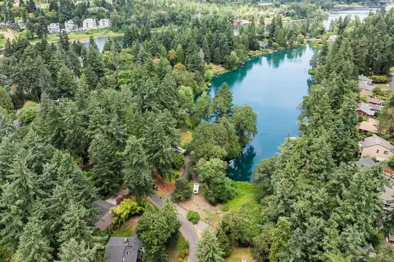 Please reach out with any questions about Oak Grove, Milwaukie, or this rental. We hope we get to host you soon!