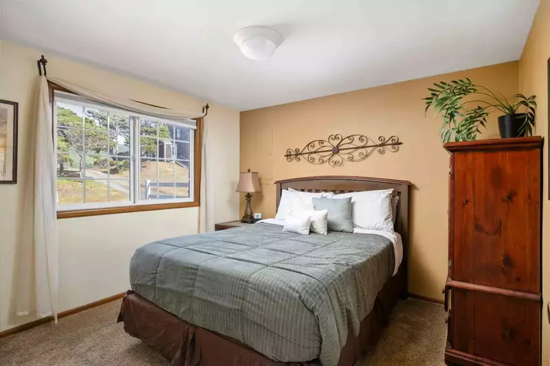 Sleep in and treat yourself to a chill day. You deserve it, you're on vacation!