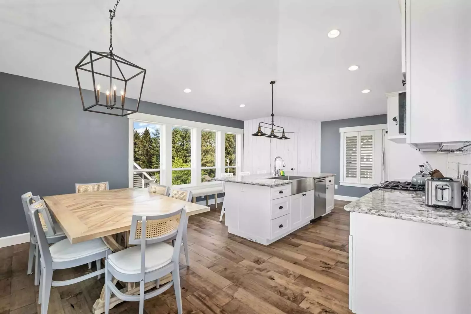 Olivia Beach is a cozy neighborhood with a community park, a volleyball court, a seasonal pool, a playground, and easy beach access.