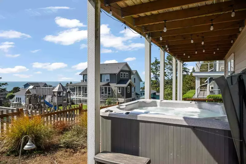 Check in and relax in the hot tub asap.