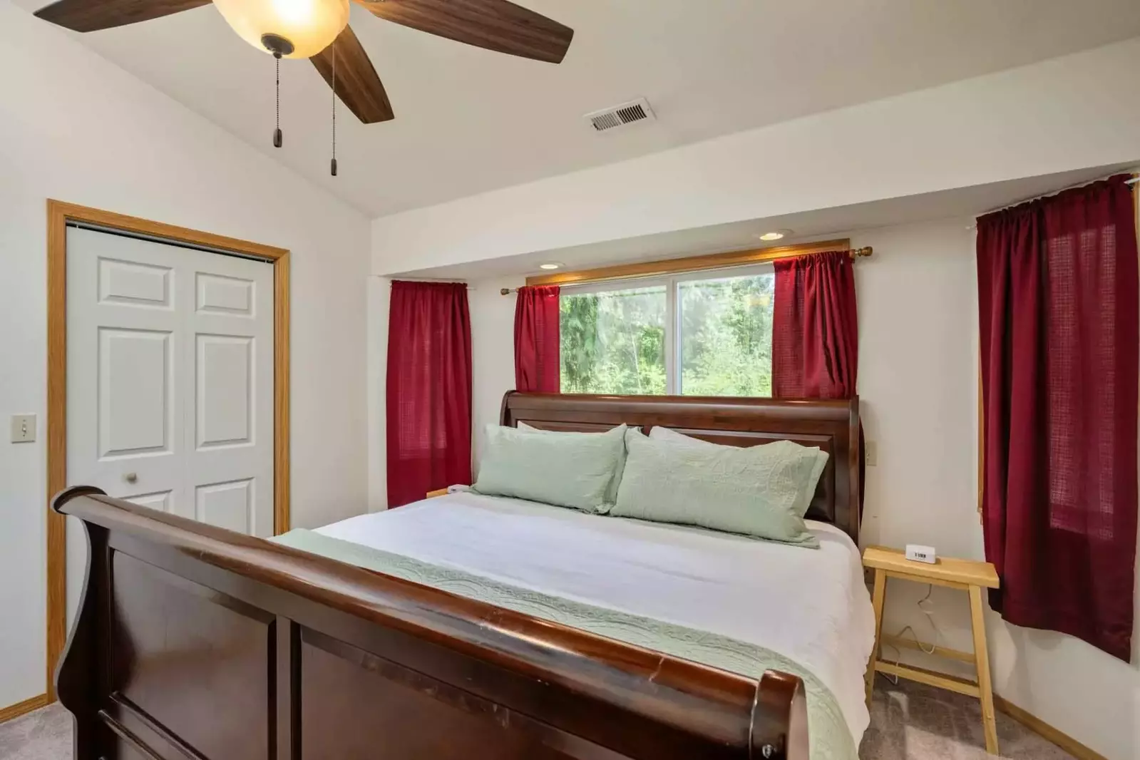 Sleep in and treat yourself to a chill day. You deserve it, you're on vacation!