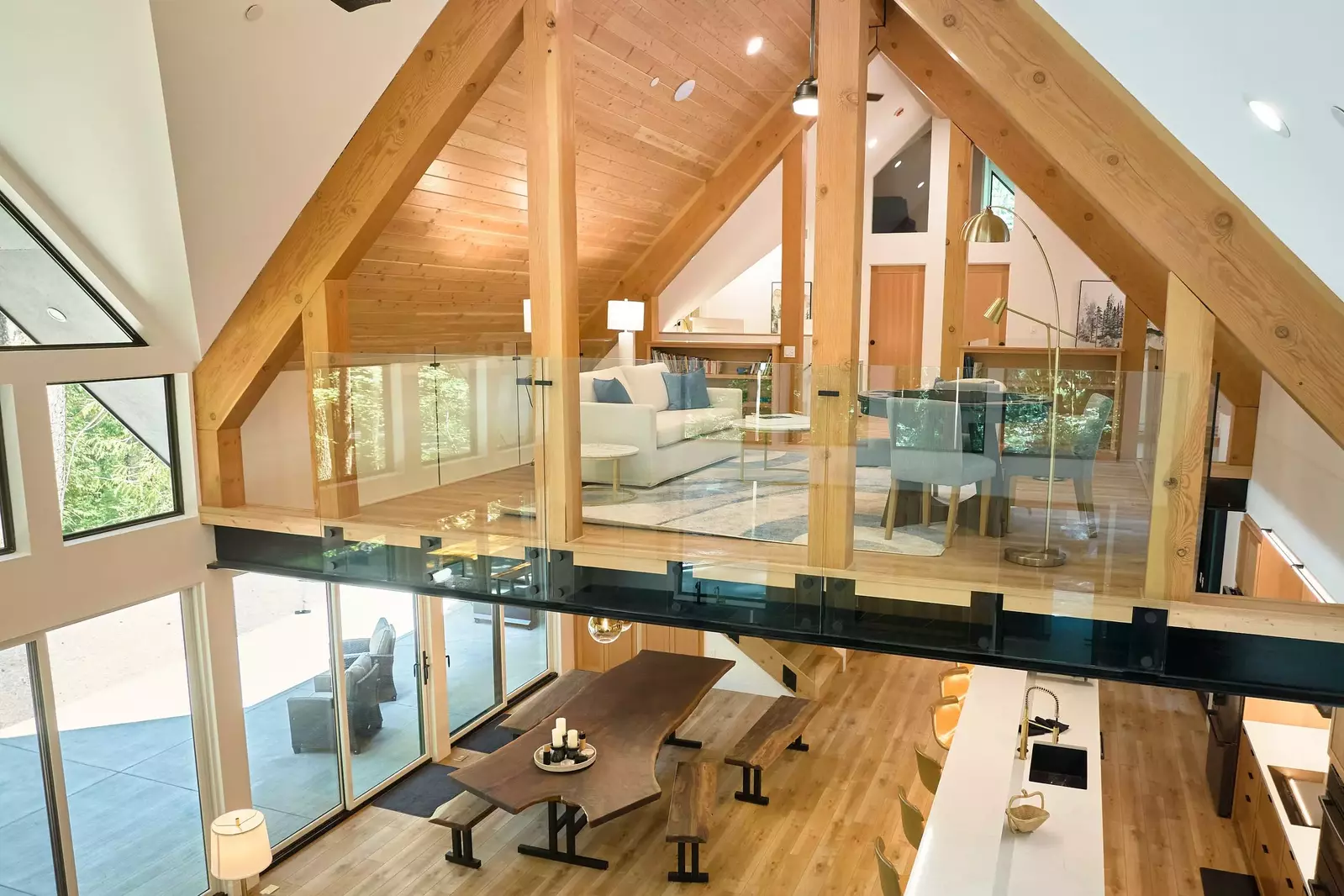 Spotted Dog Lodge is full of natural light!