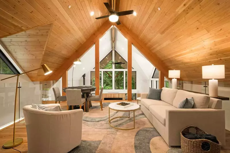 A perfect area to lounge around.