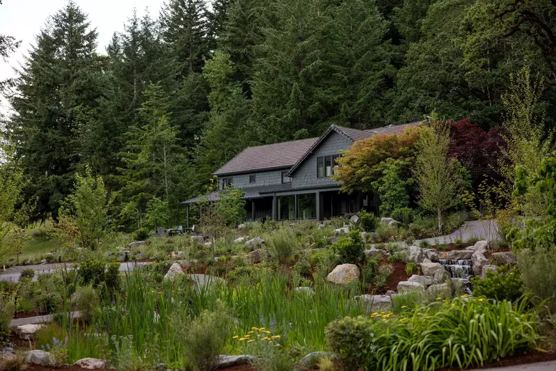 The Carly Fern Lodge is part of the gorgeous Carly Estate in Carlton, Oregon.