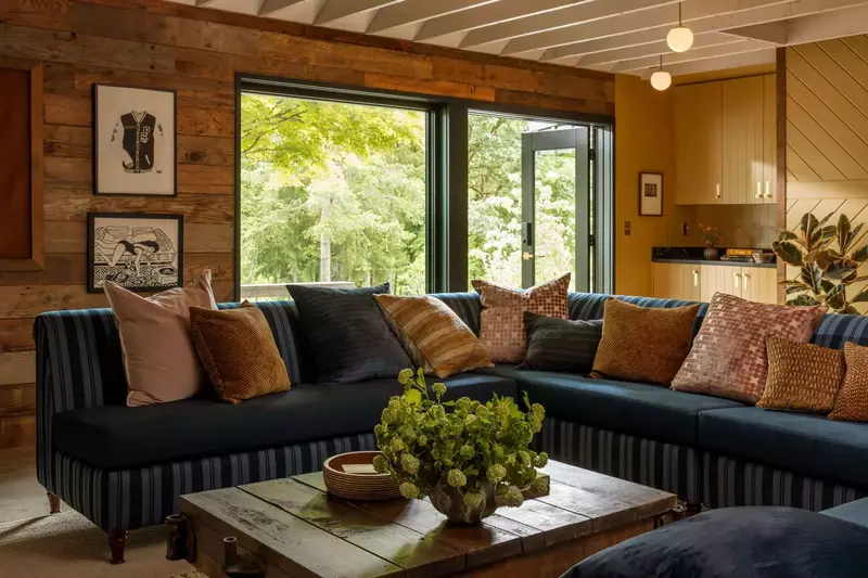 The Willamette Valley is not too far from Portland or the Oregon Coast. Explore the whole state with The Carly Fern Lodge as your base camp.