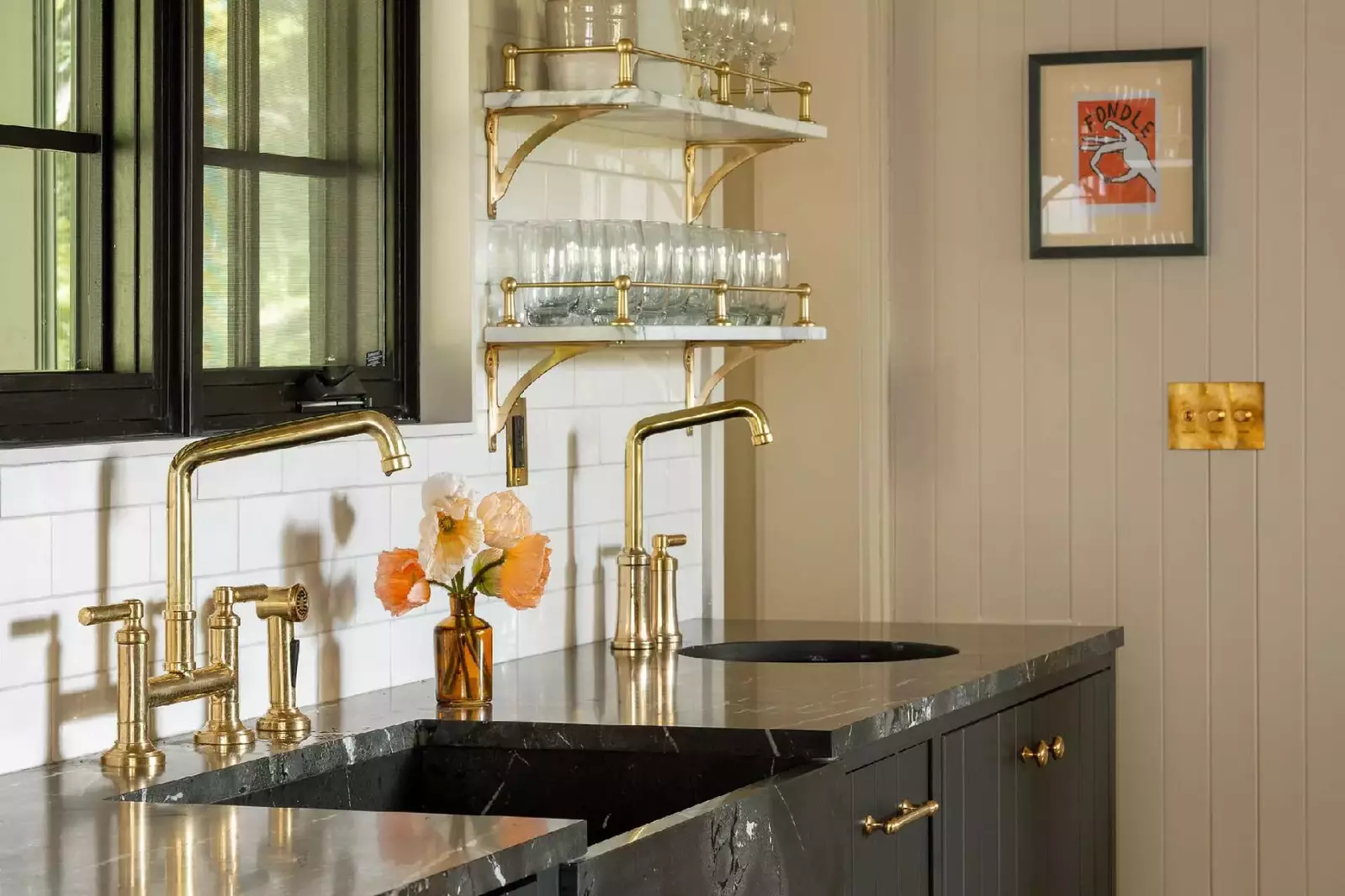 Another ornate minibar set up.