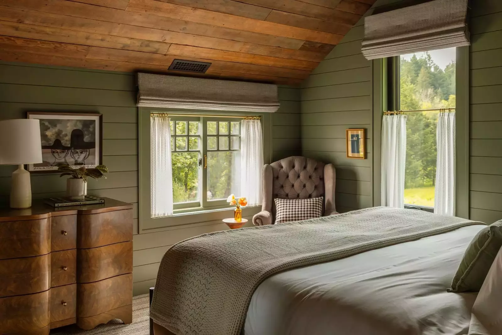 Sleep in and treat yourself to a chill day. You deserve it, you're on vacation!