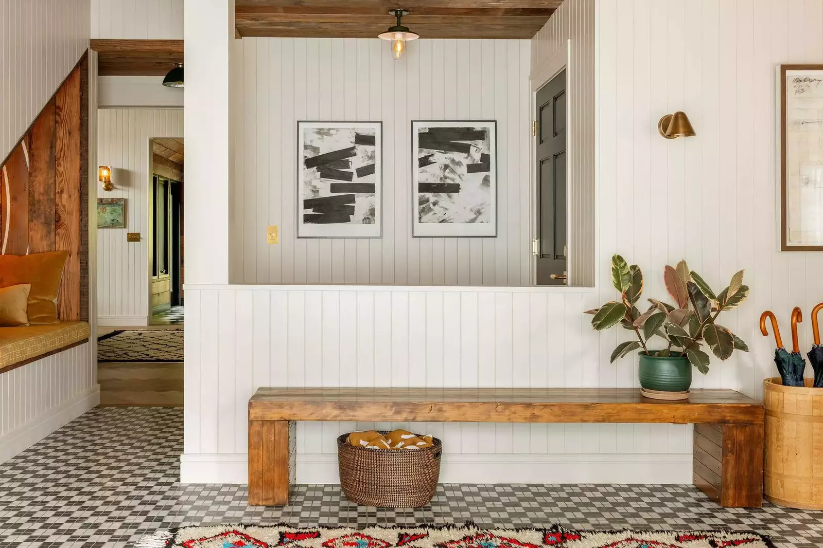 The Carly Fern Lodge has so many fun areas!