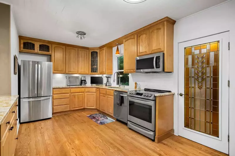 Cook delicious meals for breakfast, lunch, and dinner in this fully equipped kitchen. We suggest grabbing some food from a local farm.