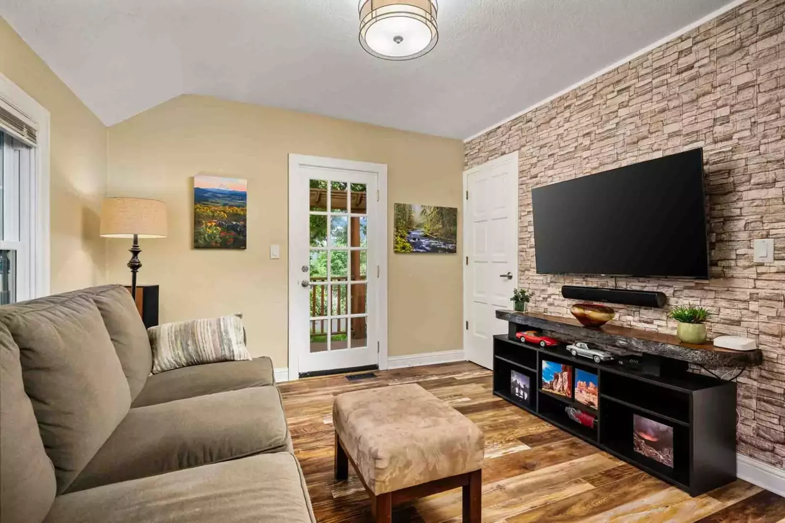 Watch you favorite movies, shows, and sports on this smart tv.