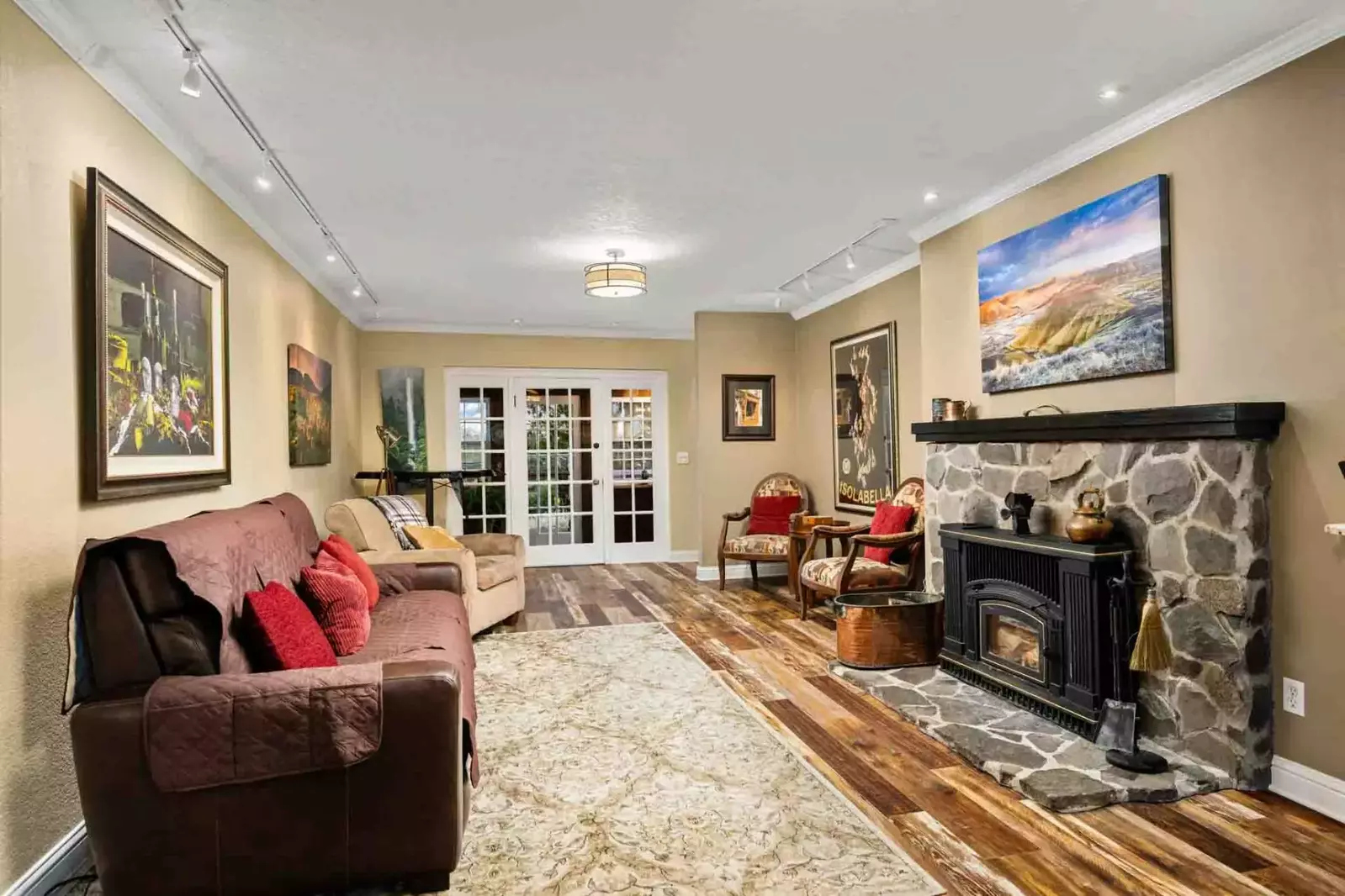 Another very charming fireplace.