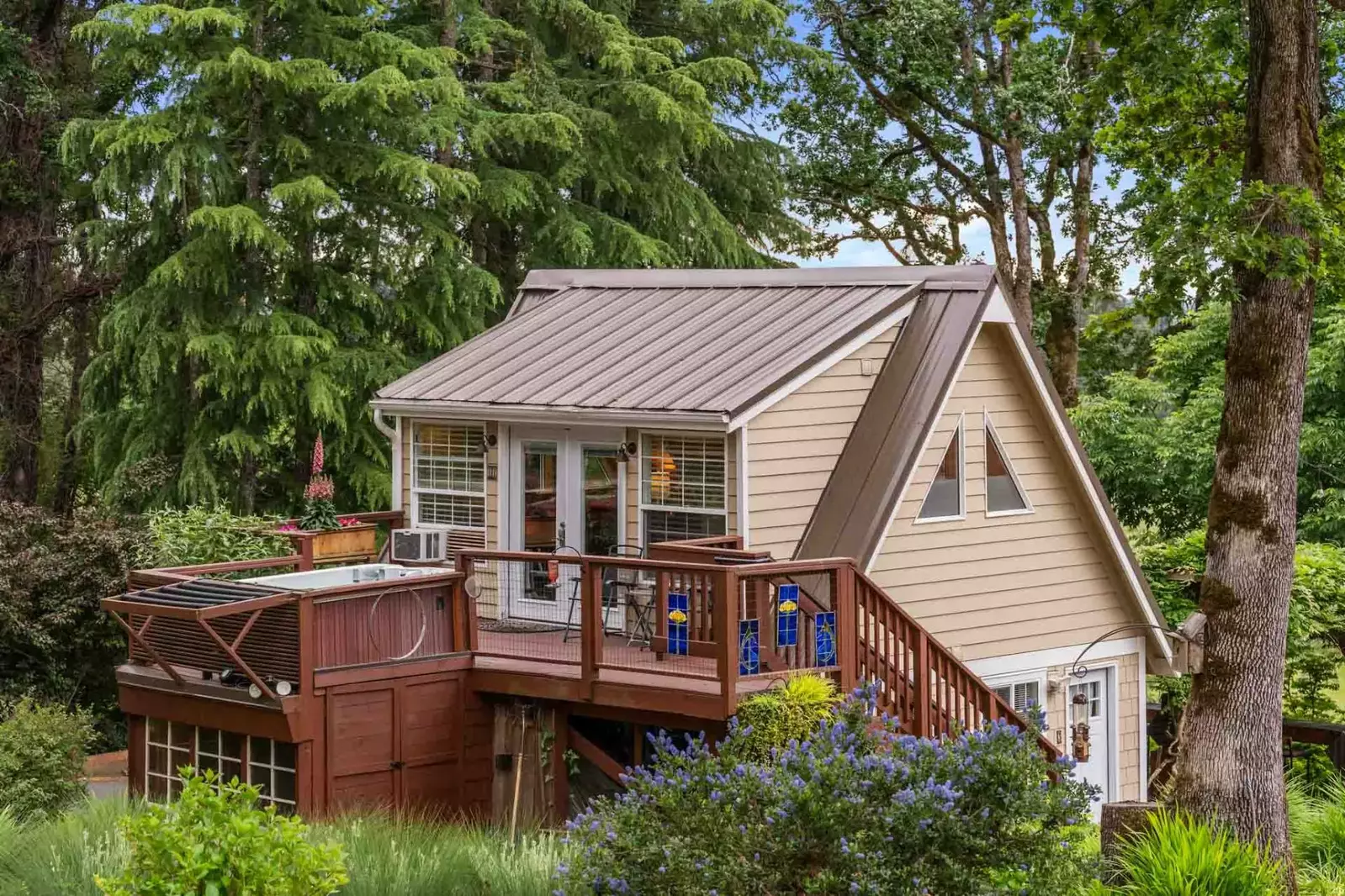 The second space of Hoffman Woods Estate offers even more privacy.