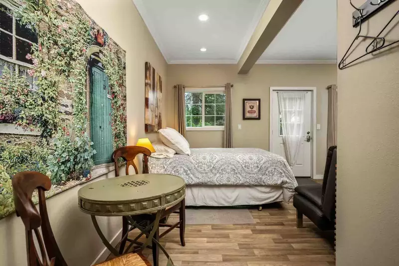 Every inch of Hoffman Woods Estate is full of charm.