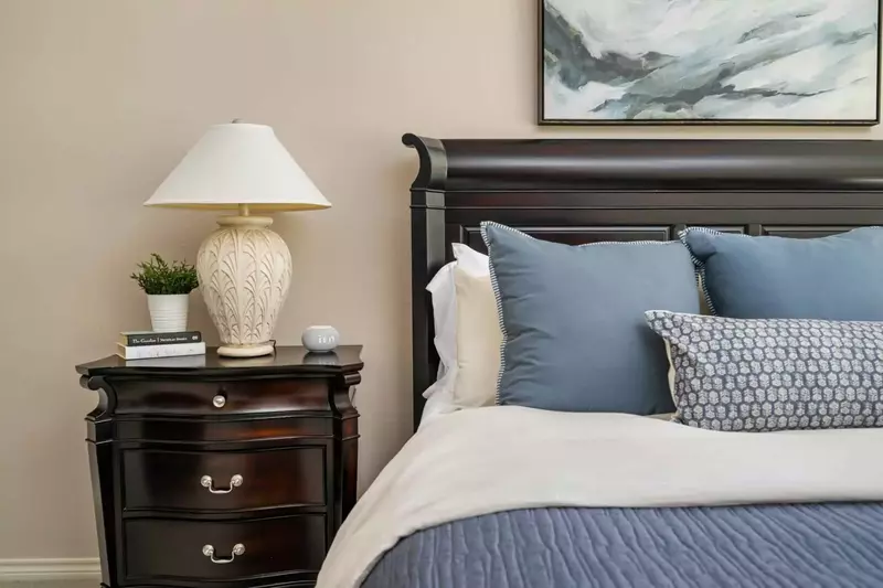 The king bed is incredibly comfortable.