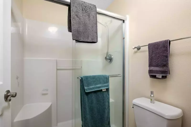 The shower is up to date and has excellent water pressure.