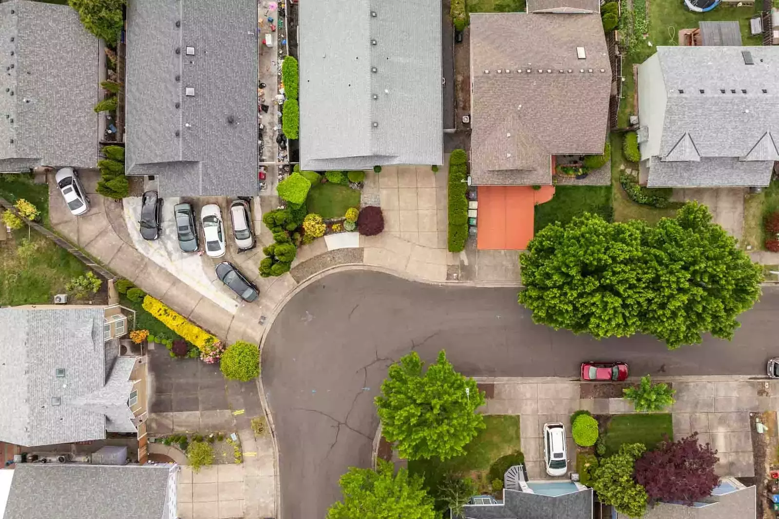 We hope we get to host you at this delightful property. Please reach out to us with any questions. We are happy to answer!