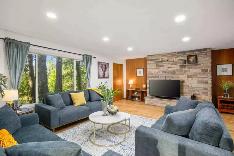 Welcome to Kanate Timber. We hope we get to host you at this charming rental in the heart of Gresham. Please reach out with any questions.