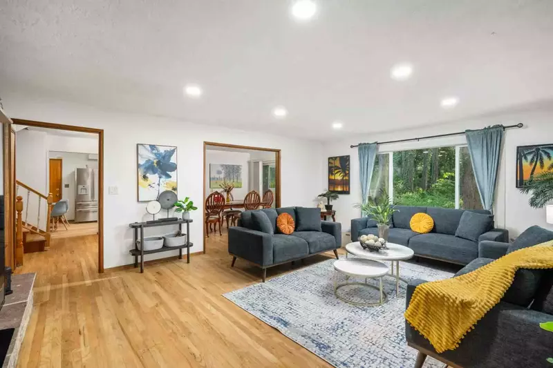 The living room is a open common area perfect for relaxing and recharging after a day of adventures.