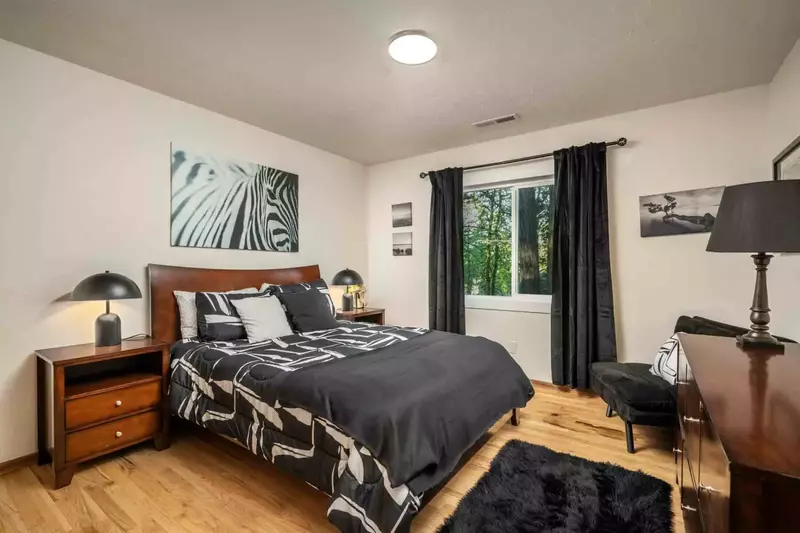 Kenate Timber is located in the city of Gresham, Oregon, a wonderful place with so much to offer!