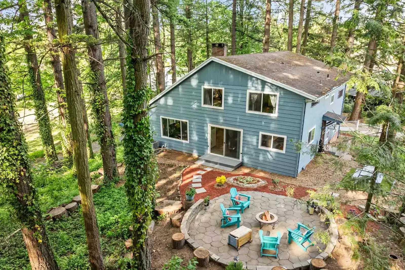 Portland is just a short drive west. Spend a day enjoying the city.