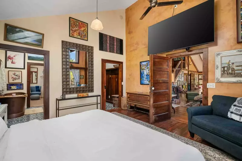 Sleep in and treat yourself to a chill day. You deserve it, you're on vacation!