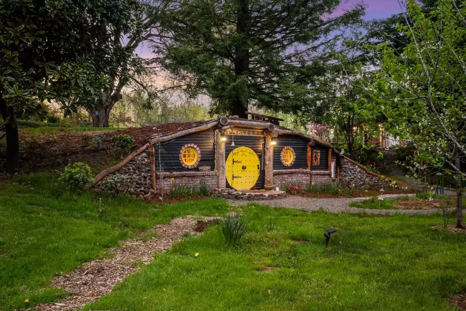 Salem is the capital of Oregon. It is a vibrant city full of great food and fun activities.