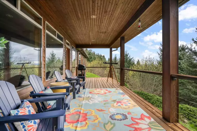 With limited light pollution this rental is a perfect place for stargazing.