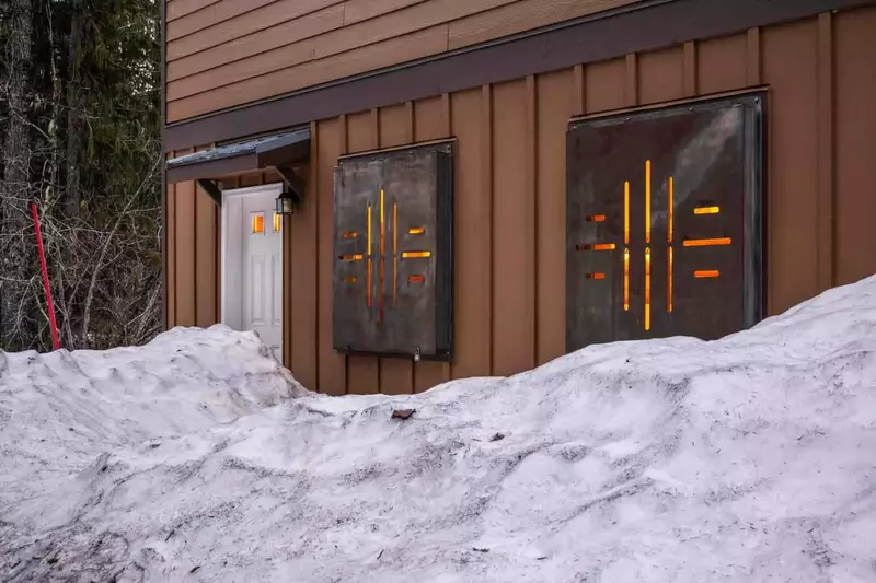 Alltitude Chalet is a perfect place to spend a cozy winter vacation.