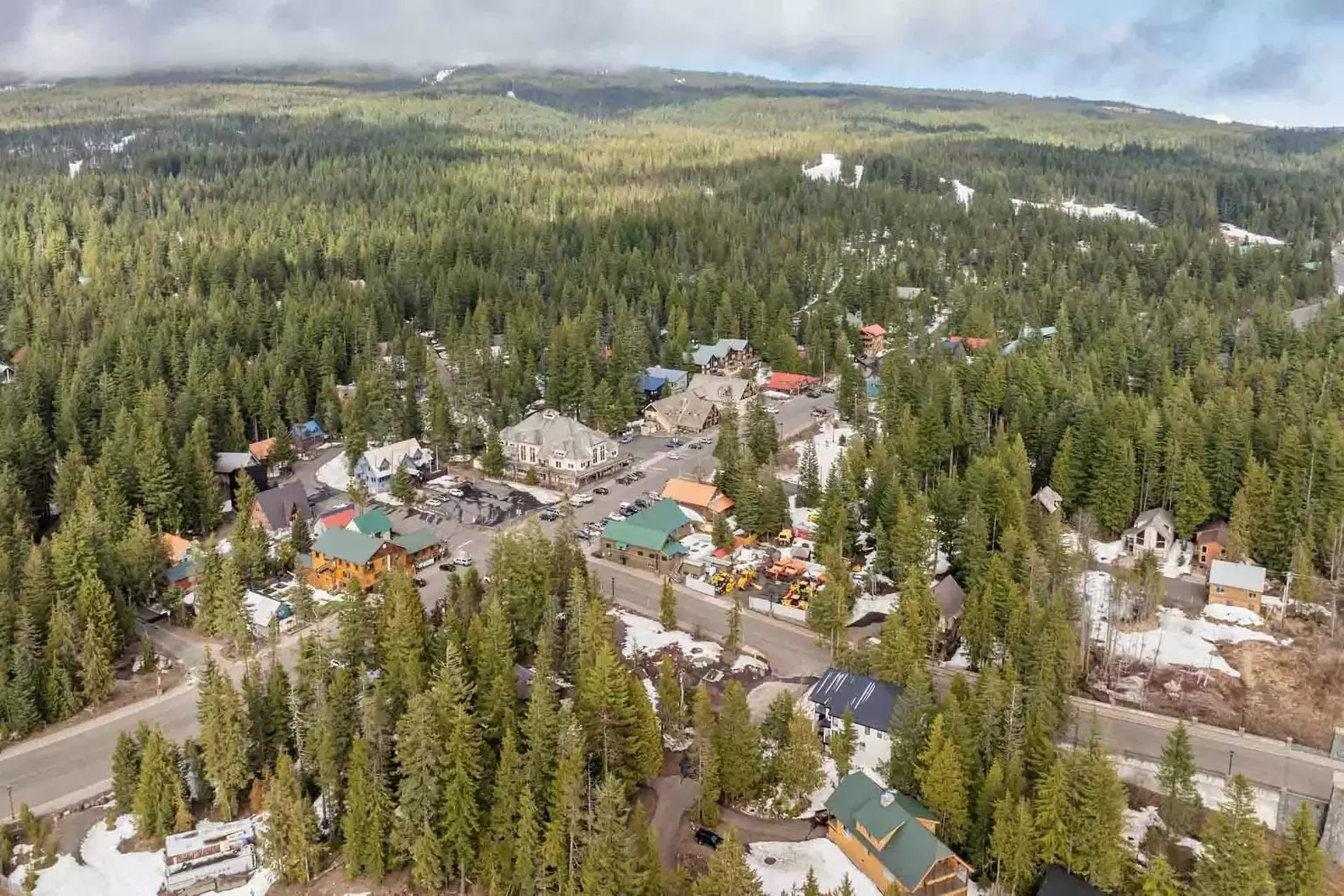 Government Camp is a cozy community with a lot of excellent places to eat.