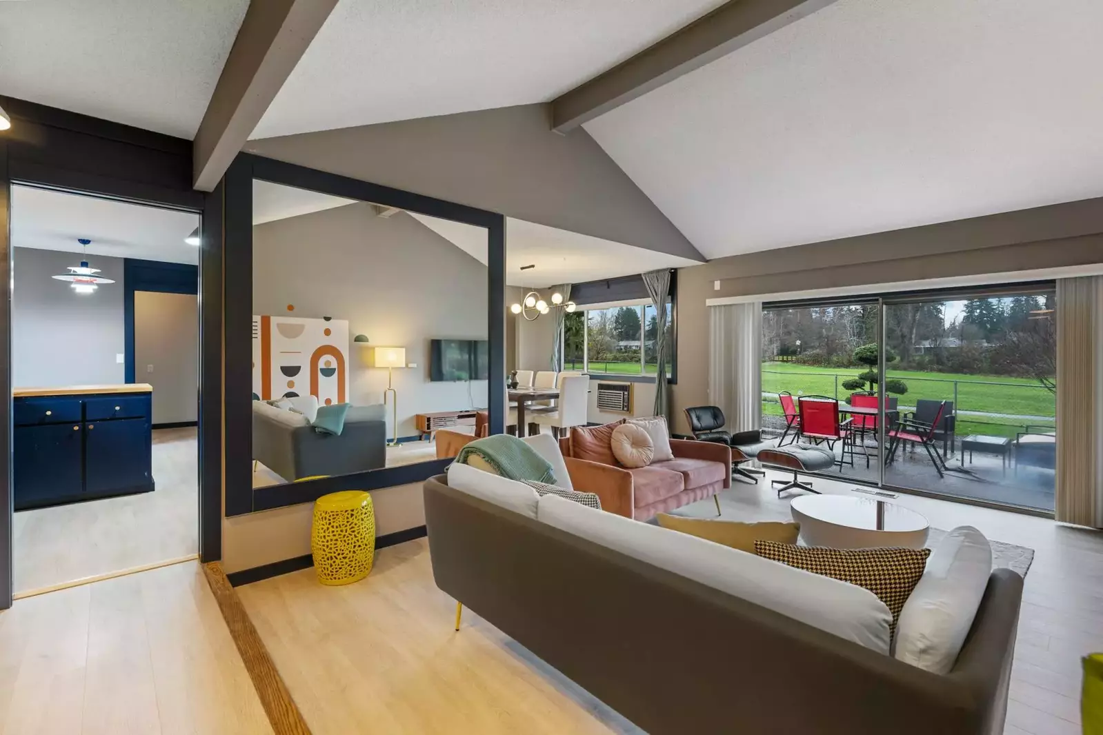 Welcome to Golfview Ranch. We hope we get to host you at this charming rental in the heart of Gresham. Please reach out with any questions.