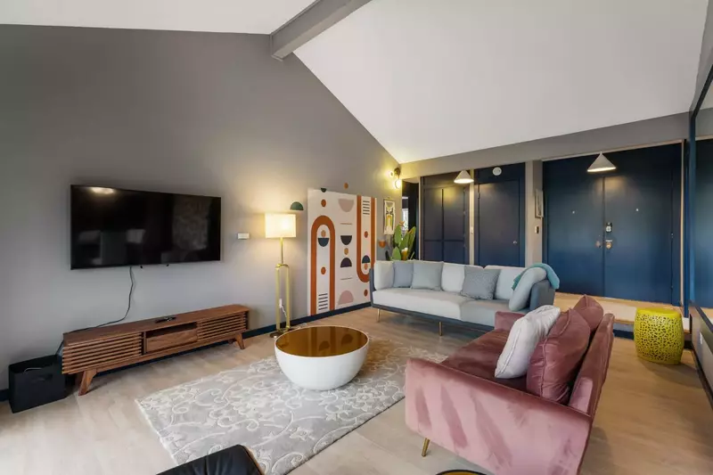 Gresham is a lovely town east of Portland near the start of the Columbia River Gorge.