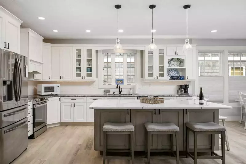 The Oregon Coast has many great spots to fish, clam, and crab. You can have a fun outing catching dinner!