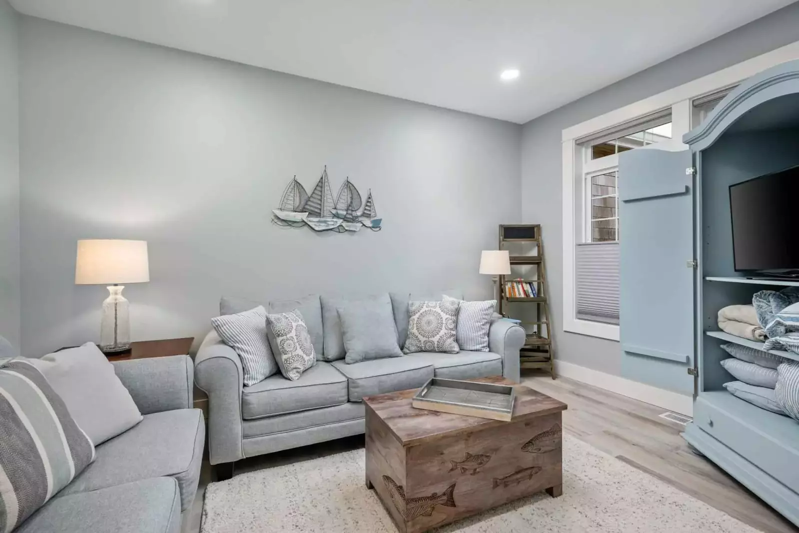 Watch you favorite movies, shows, and sports on this smart tv after a day exploring the Oregon Coast.